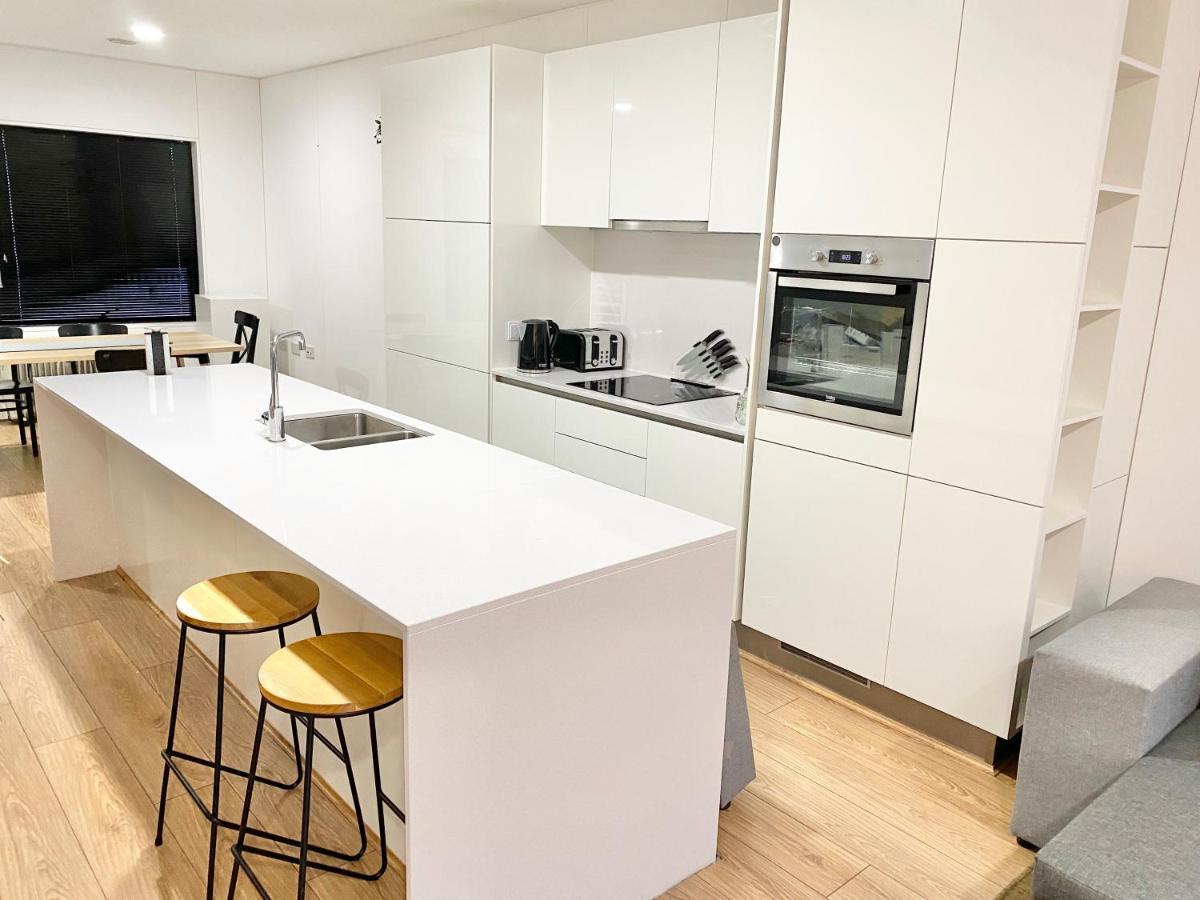 Large Townhouse 5 Beds With Two Parking Spaces - Centre Casa de Férias *