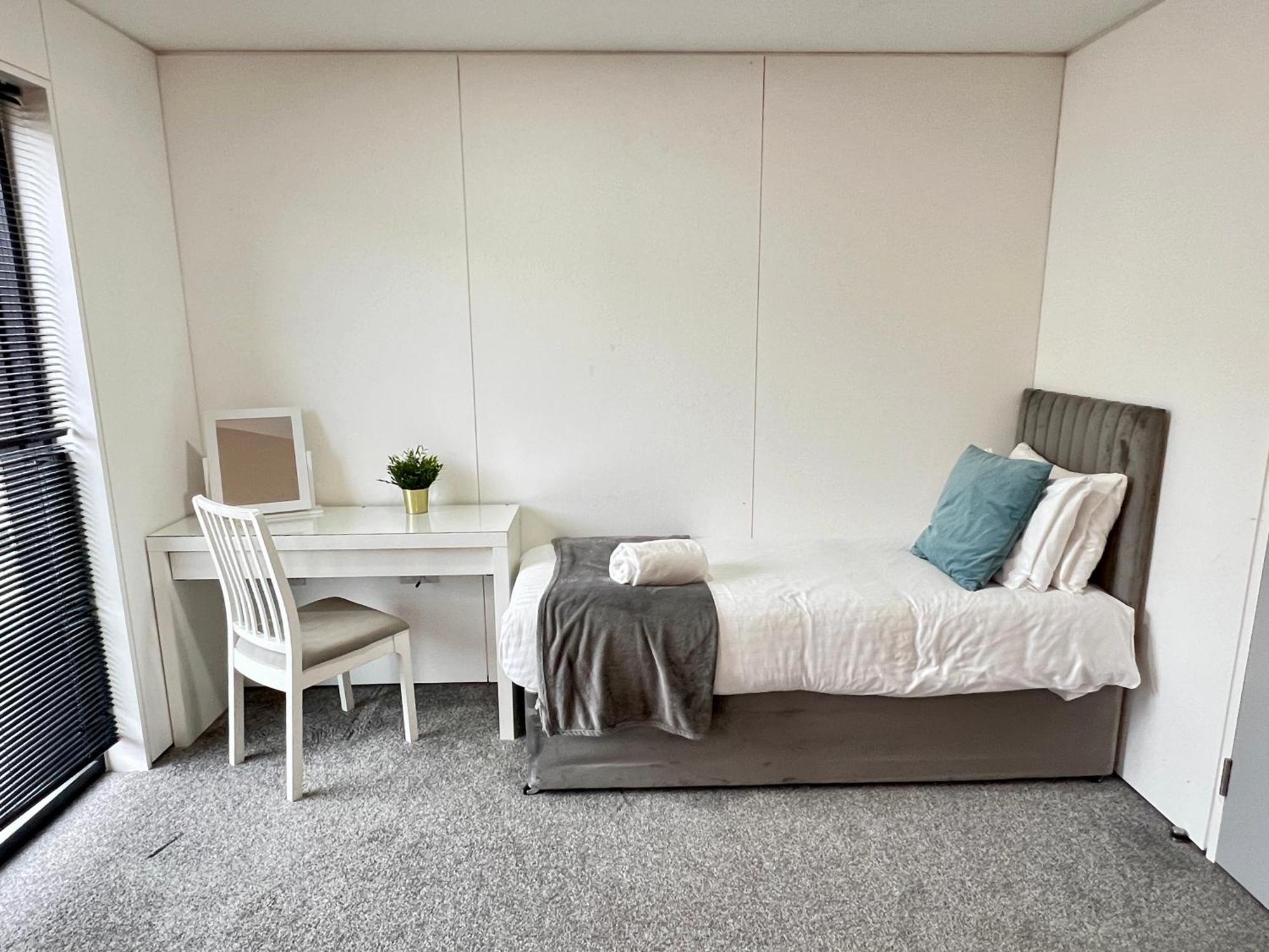 Large Townhouse 5 Beds With Two Parking Spaces - Centre Casa de Férias